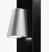 Купить Элегантное LED-освещение Locinox (Бельгия) TRICONE для ворот, цвета zilver и 9005 (черный) в Тихорецке